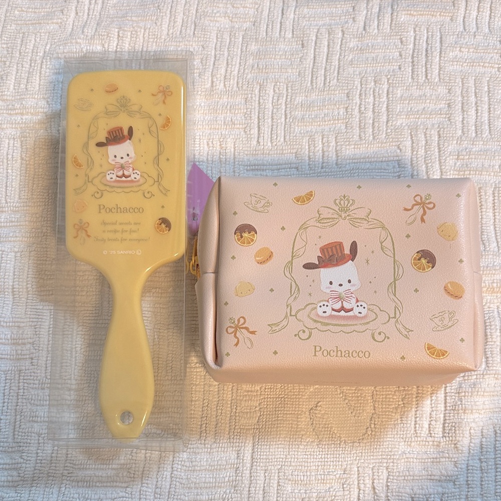 New! Sanrio Pochacco pouch and hair brush